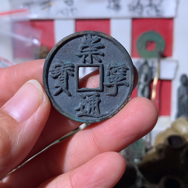 W***：铜现代工艺品 现代工艺品