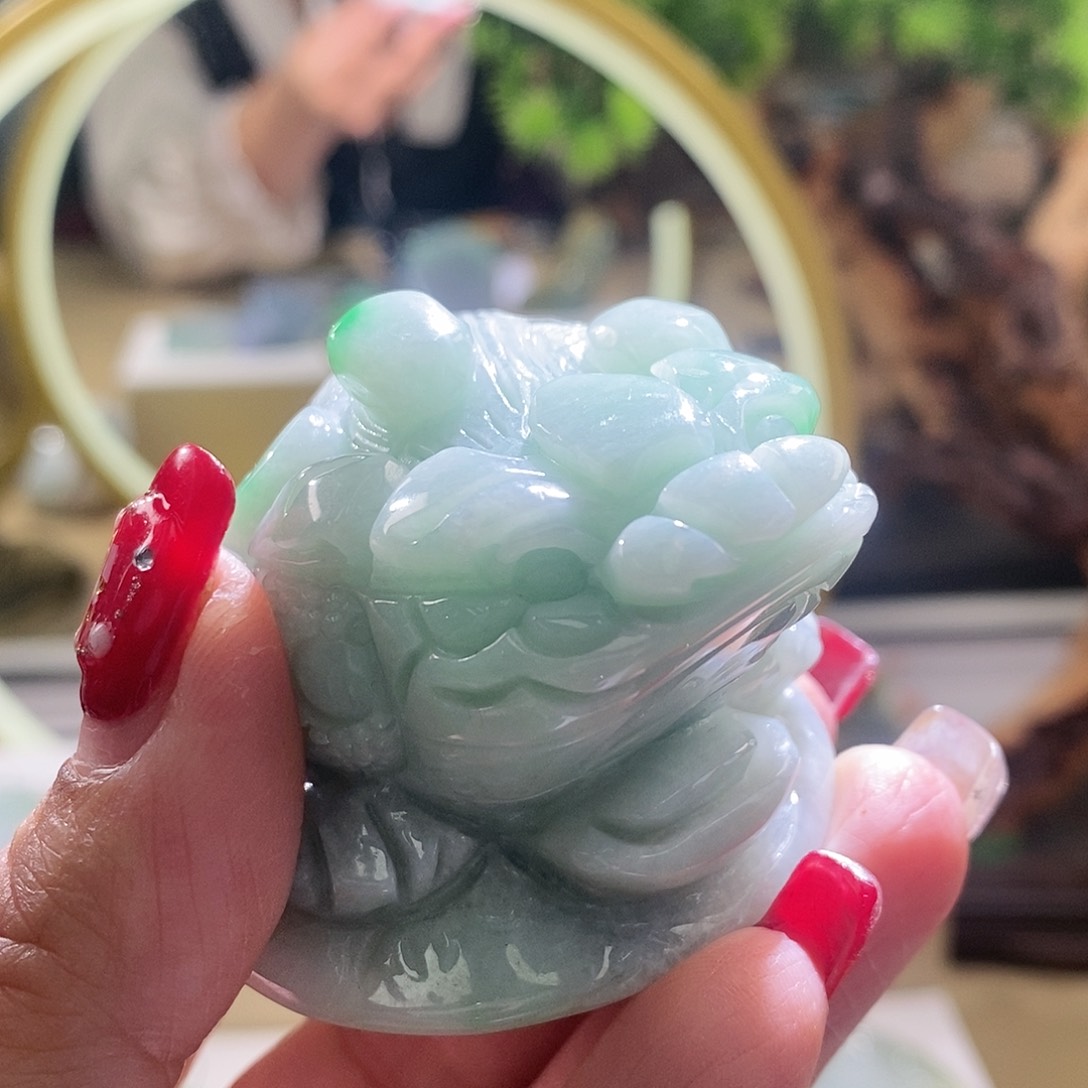 【闪购商品】翡翠颈饰未镶嵌金蟾