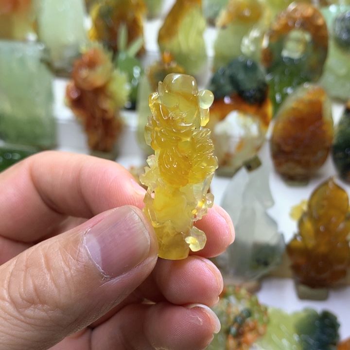 蛇纹石玉珠宝半成品未镶嵌