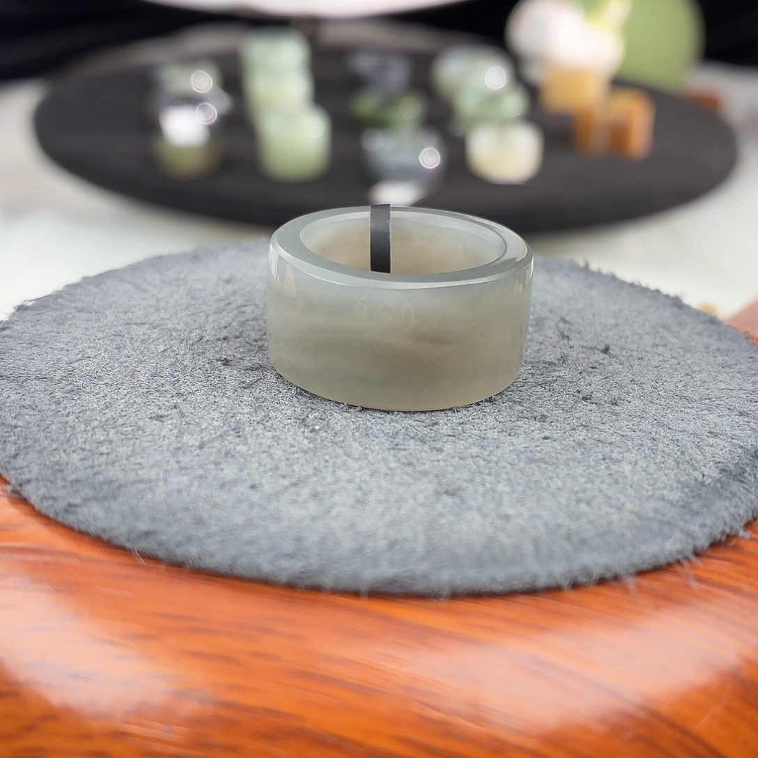 和田玉未镶嵌戒指b134灰直切17.2不退换