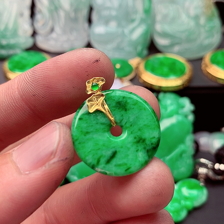 翡翠18K金镶嵌吊坠(不含链)