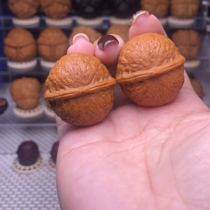 文玩核桃把件8号小红蛇32尺