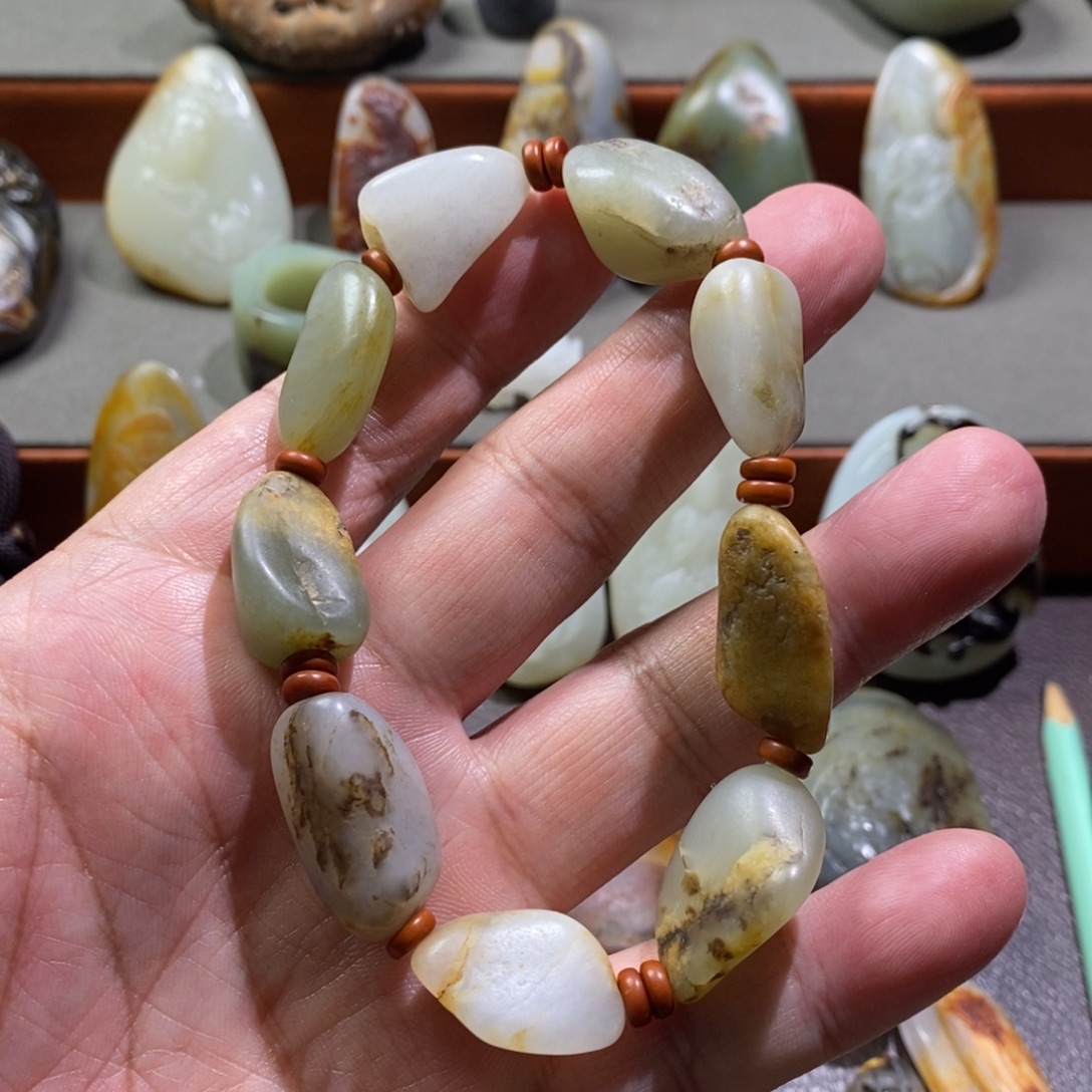 未镶嵌和田玉把件