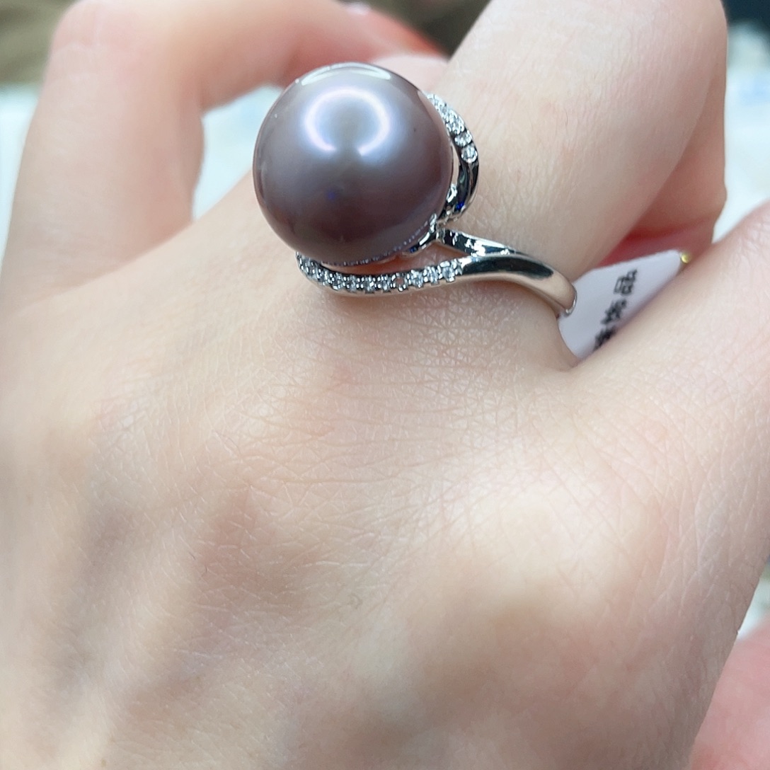 淡水珍珠吊坠(赠链)未镶嵌