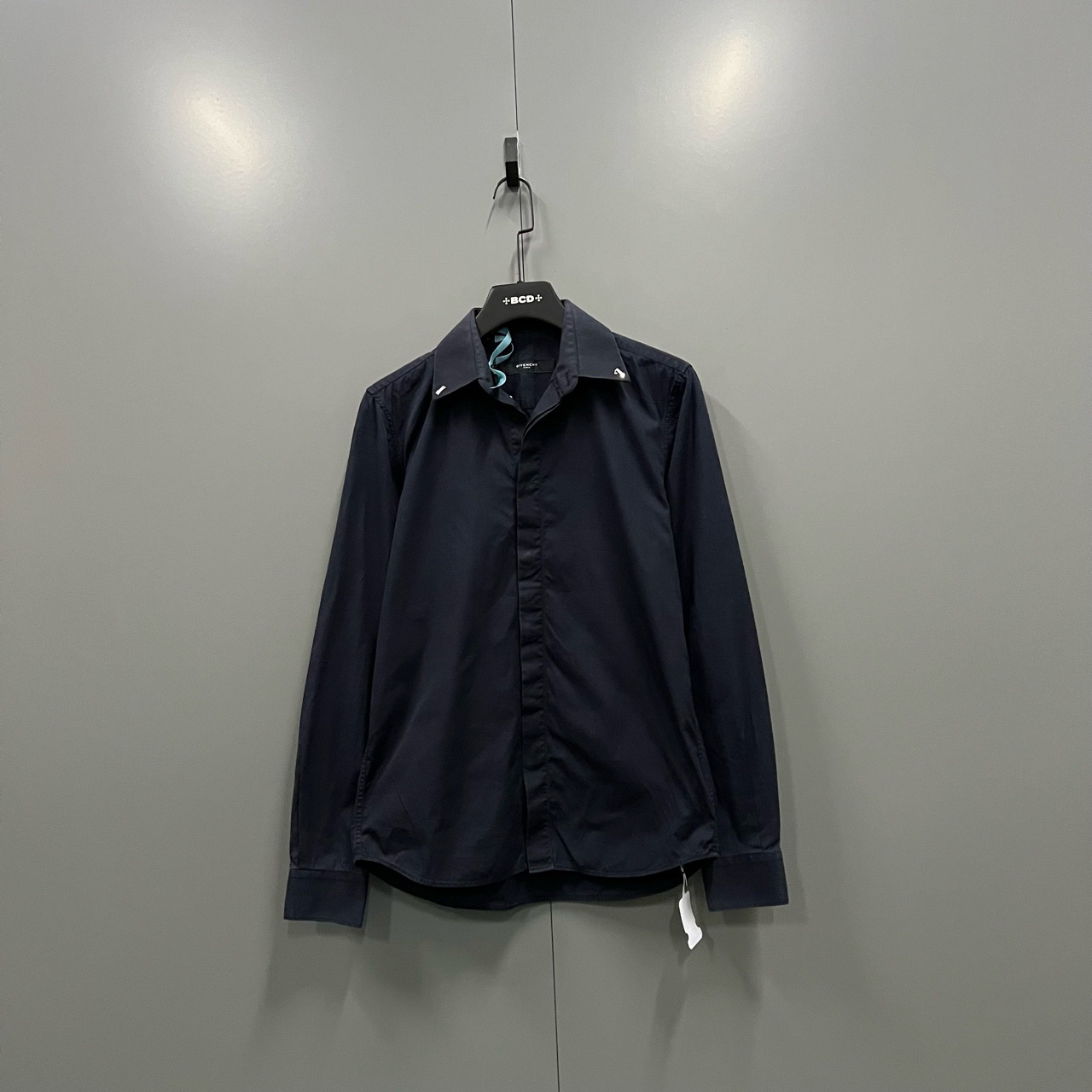 （bb）120 纪梵希 藏青色长袖衬衫 37码/95新/5600/207196