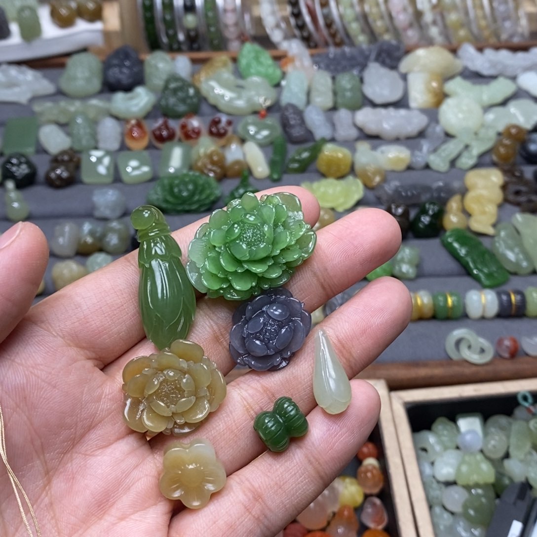 和田玉颈饰未镶嵌L**y