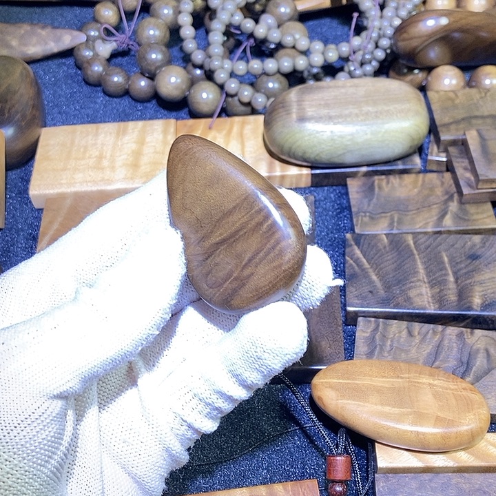 晴***上文玩核桃吊坠直播间链接一物一拍