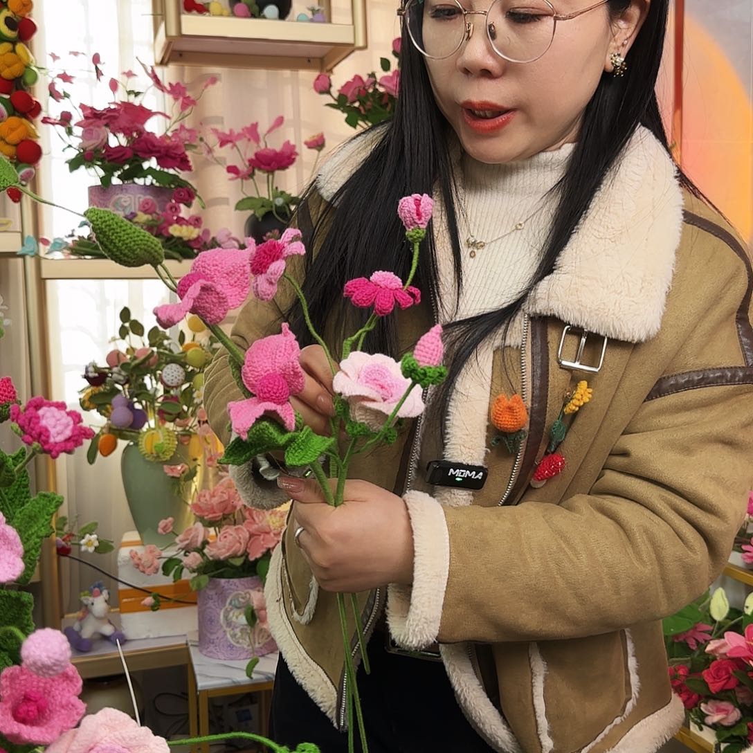 手工钩织设计花束