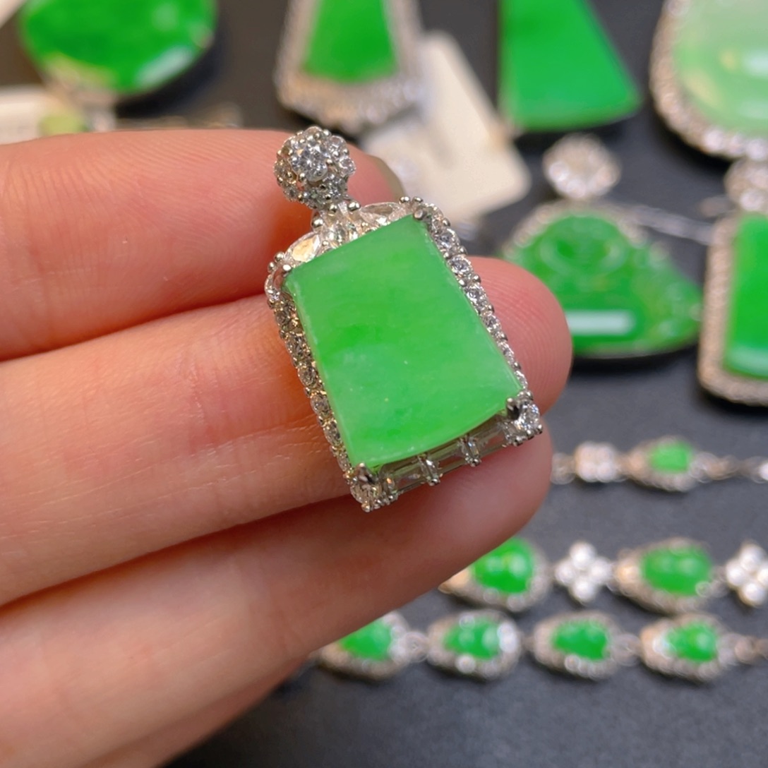 翡翠银S925镶嵌吊坠(不含链)