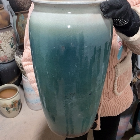 紫砂花盆口20高41，渐变绿