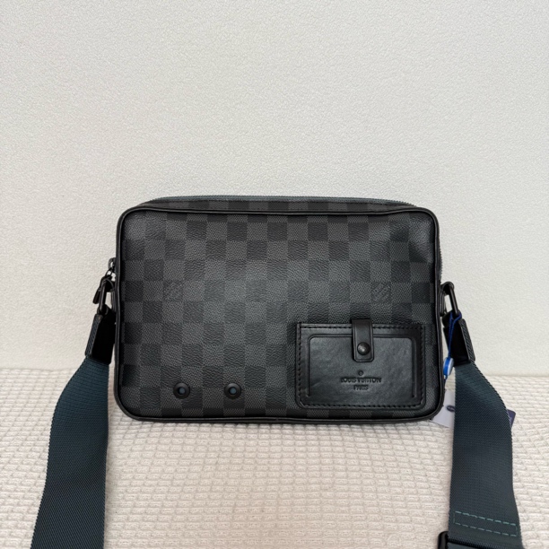 95新 LouisVuitton/路易威登 6079/经典芯片款黑棋盘格相机包
