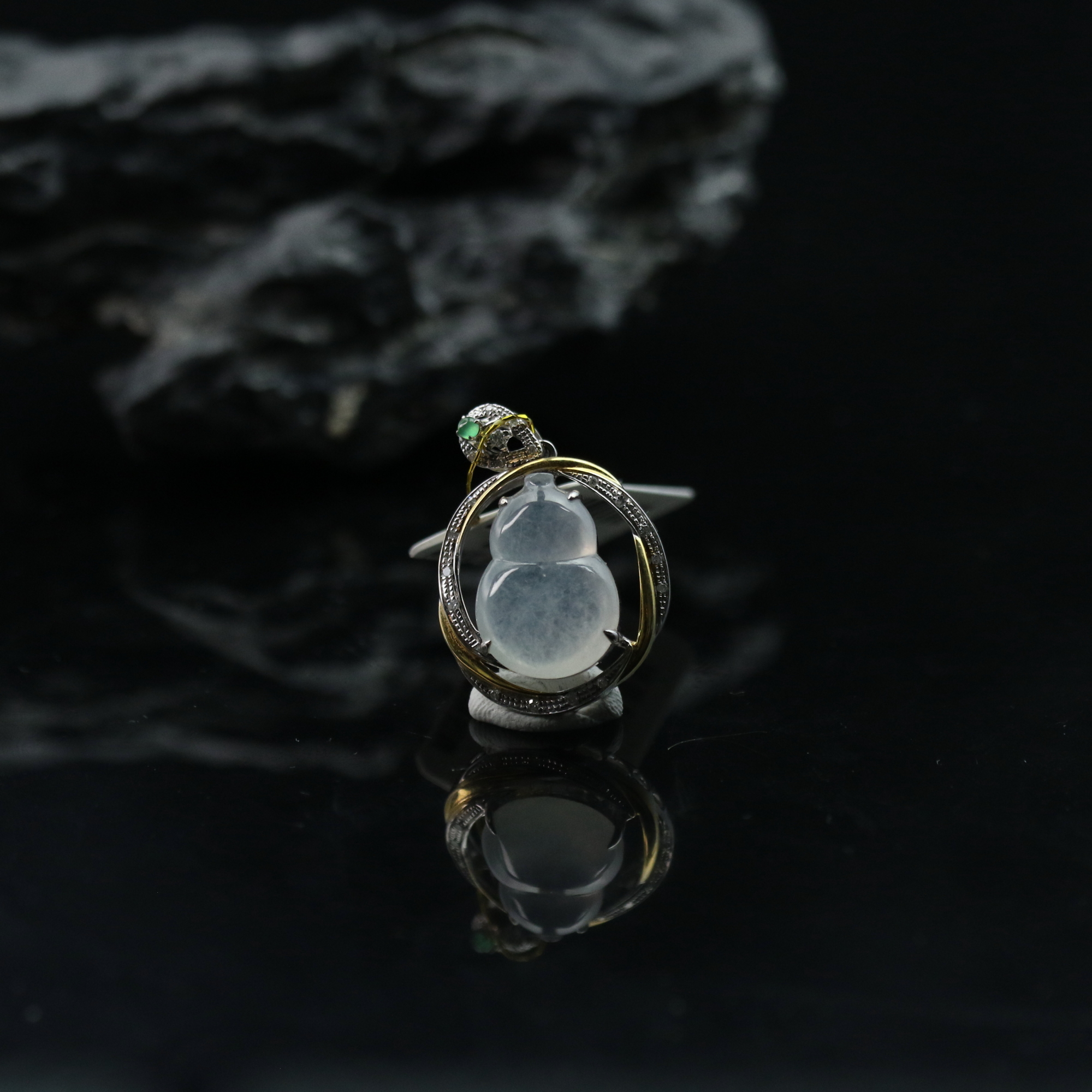 10天然缅甸翡翠A货18k冰葫芦吊坠/400108/上海嘉禾拍卖