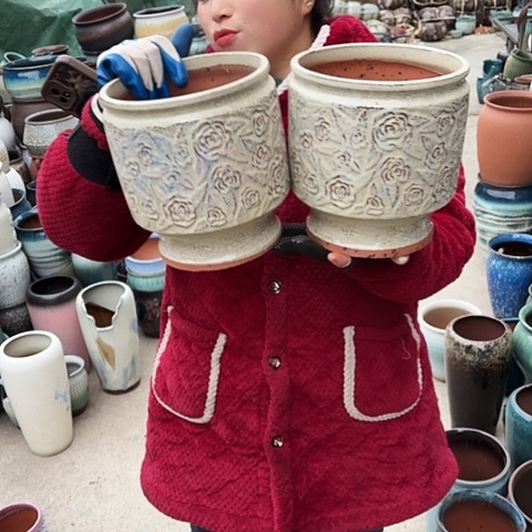 口18高20瑕疵盆子。