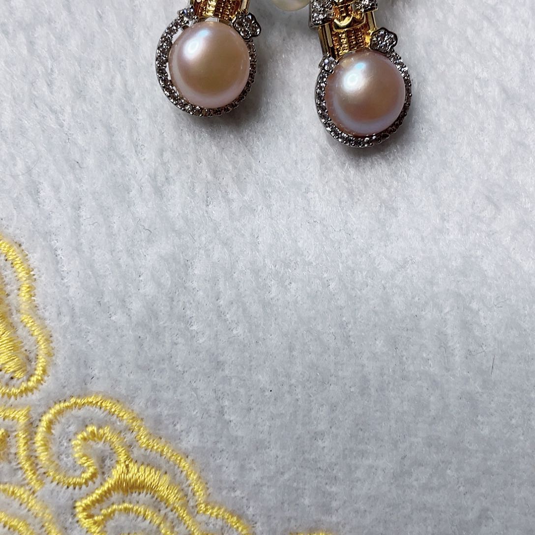 淡水珍珠合金颈饰