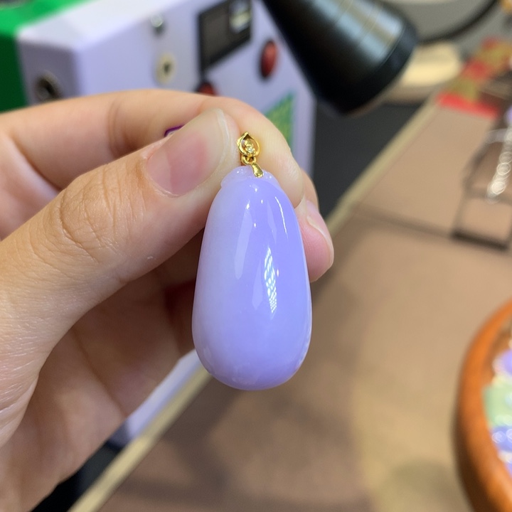 颈饰18K金镶嵌翡翠翡翠