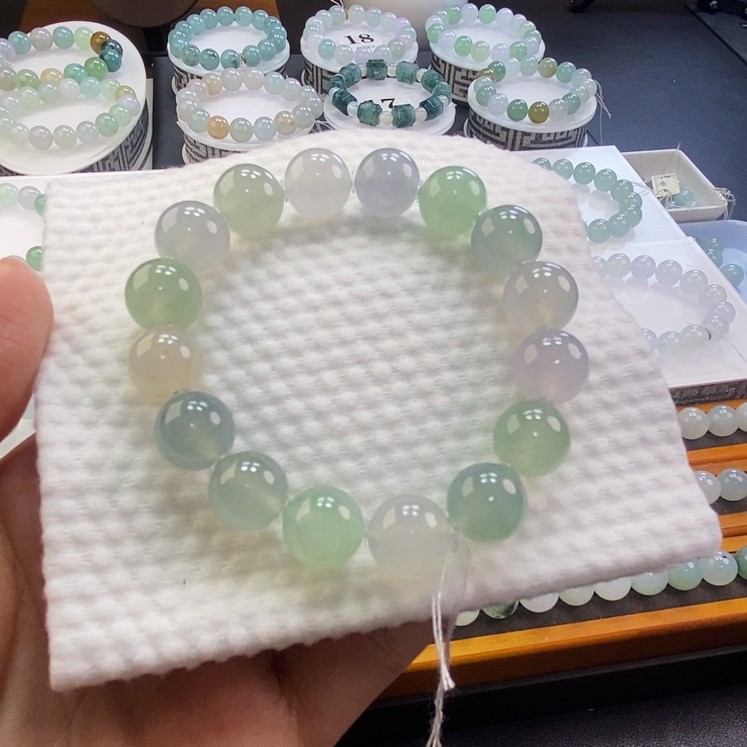 定制翡翠未镶嵌翡翠卡12