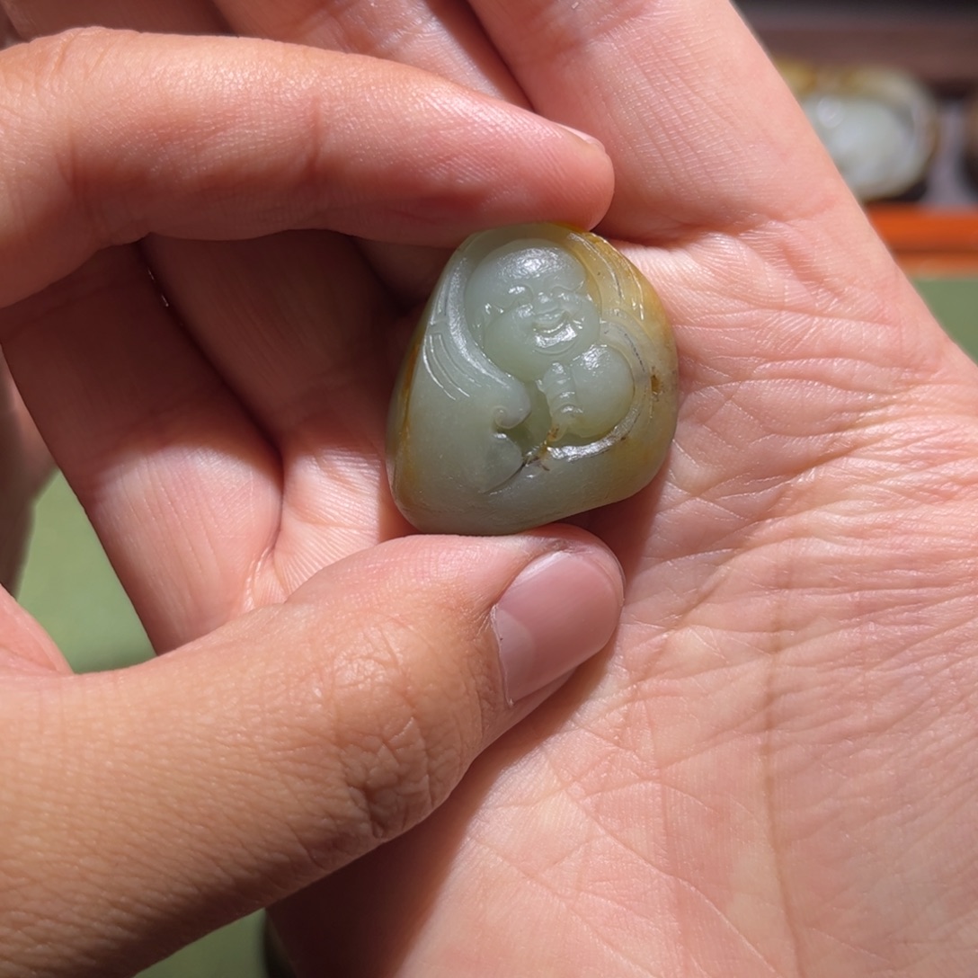 和田玉未镶嵌挂件