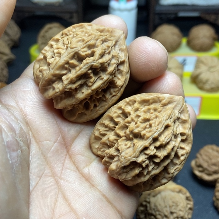 核桃盘龙虎头011