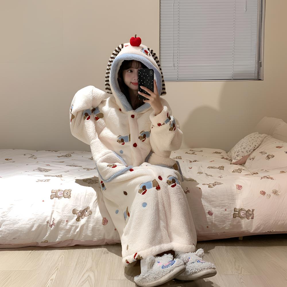 学生保暖卡通腊肠狗珊瑚绒睡衣女冬季2024软糯大码睡袍家居服睡裙