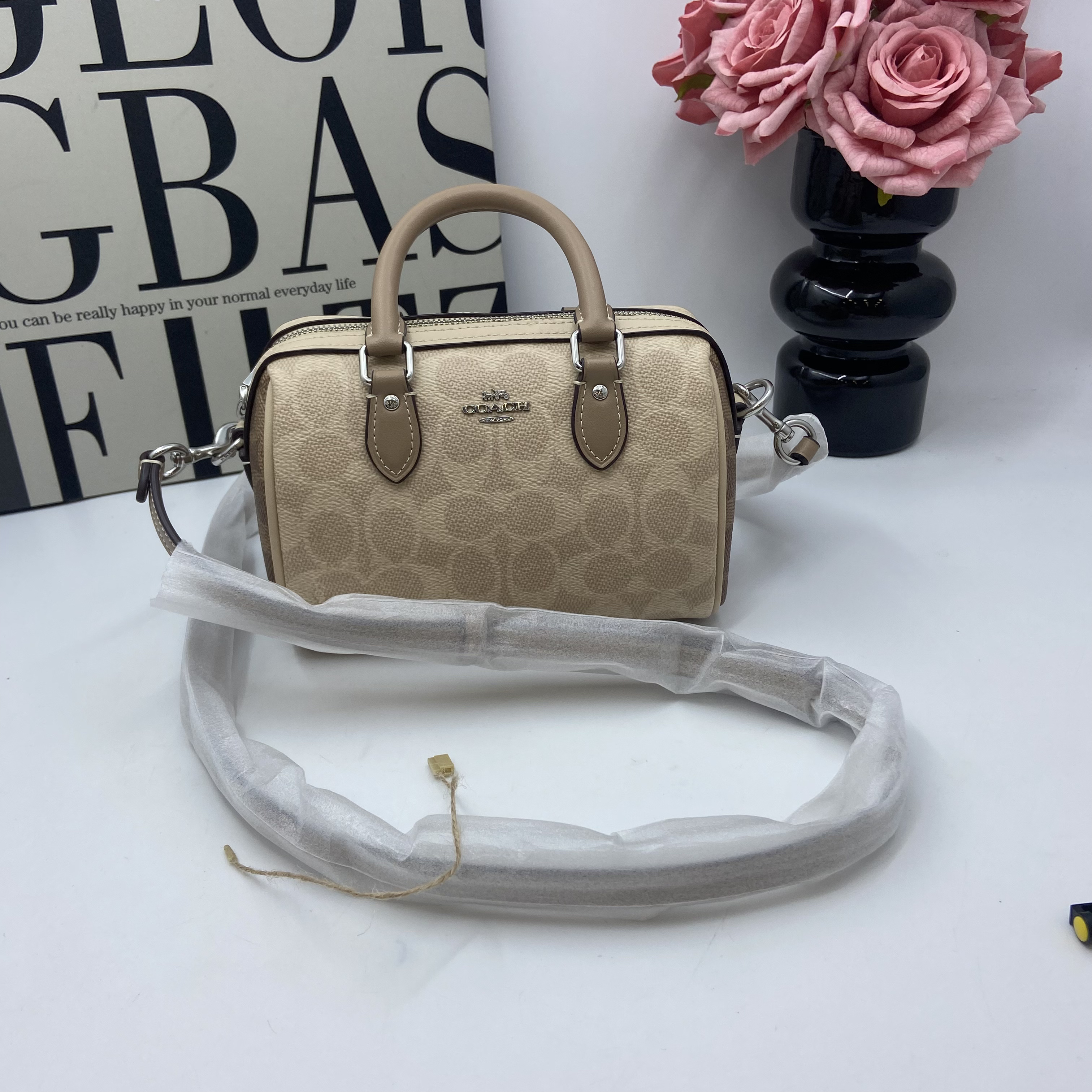 99新 COACH/蔻驰 18448 斜挎包