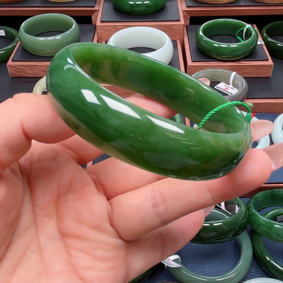 未镶嵌手镯和田玉（碧玉）646563圈口