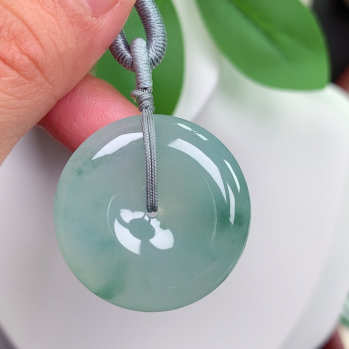 颈饰未镶嵌翡翠平安扣 29.8x6.1mm