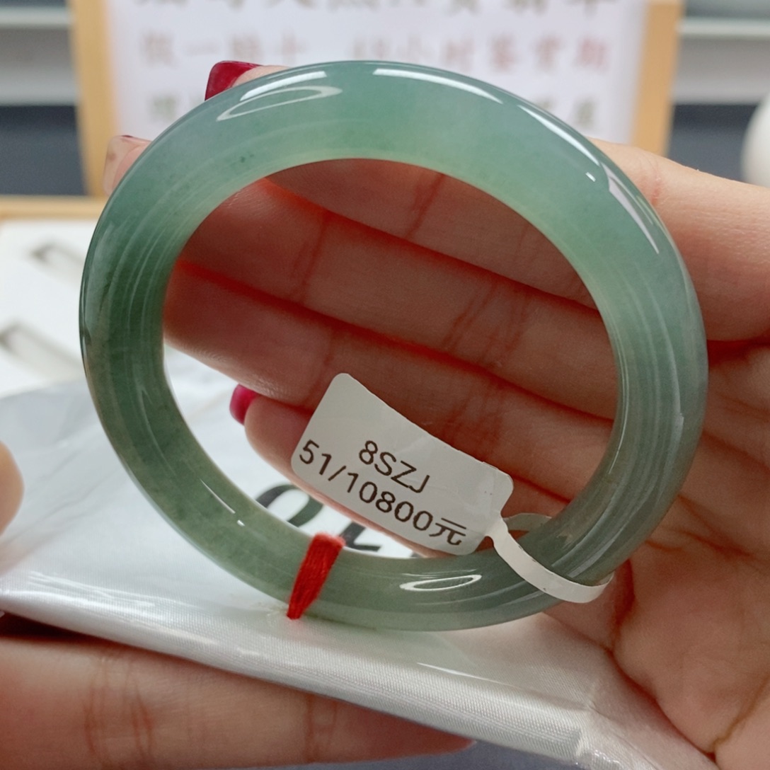 翡翠手镯未镶嵌天然A货翡翠手镯