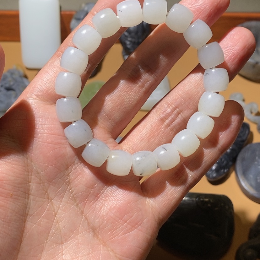 【闪购商品】和田玉挂件未镶嵌心***符