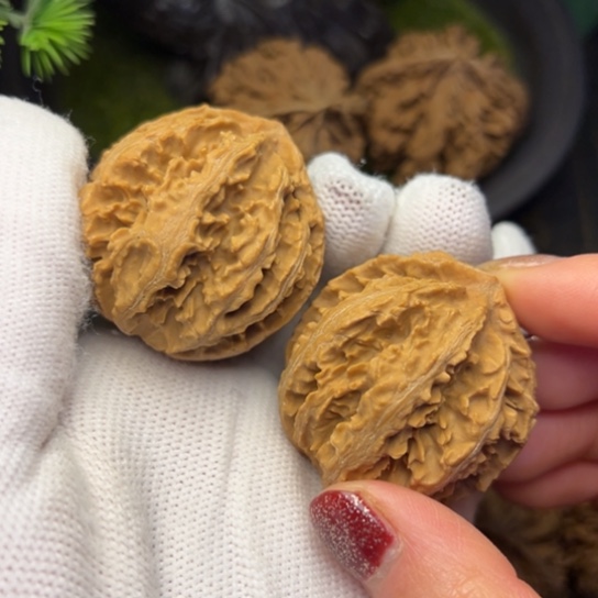 文玩核桃吊坠秦岭核桃3