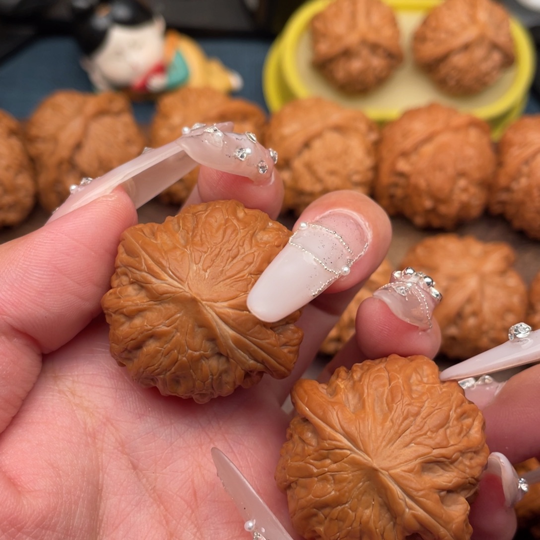 爱***桃把件文玩核桃全品铁锤36