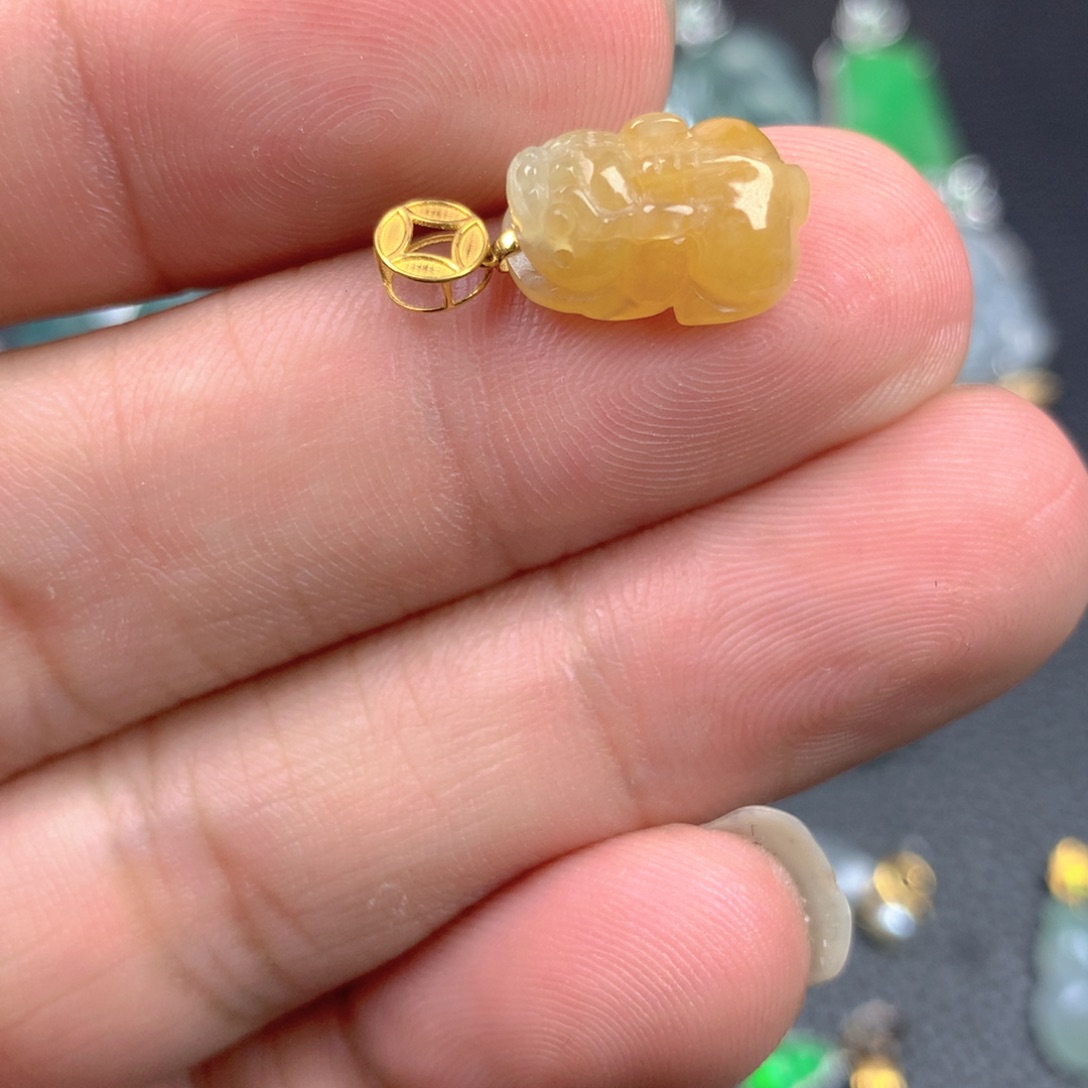 【闪购商品】翡翠18K金镶嵌颈饰翡翠