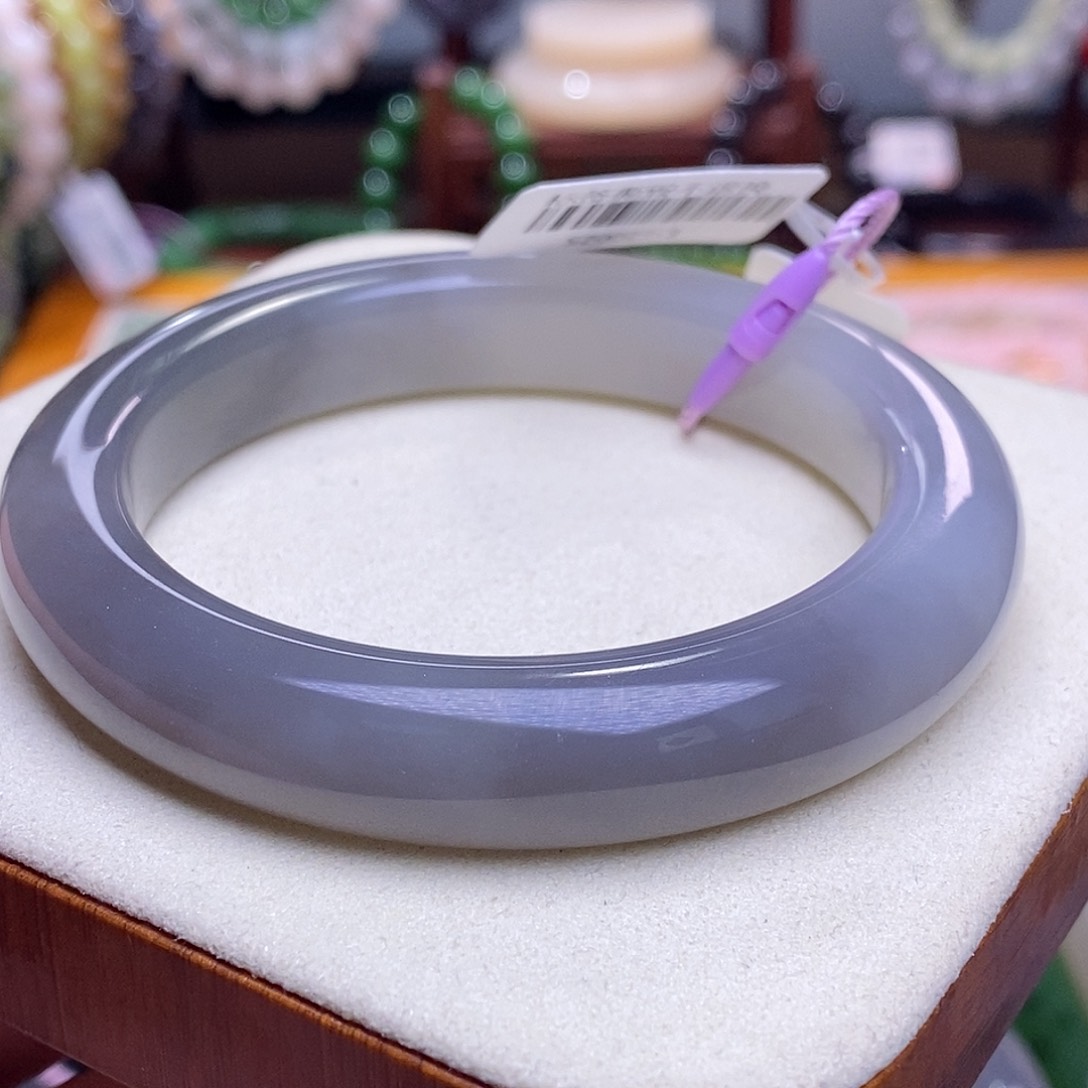 和田玉未镶嵌清货价冰烟紫半山水手镯56