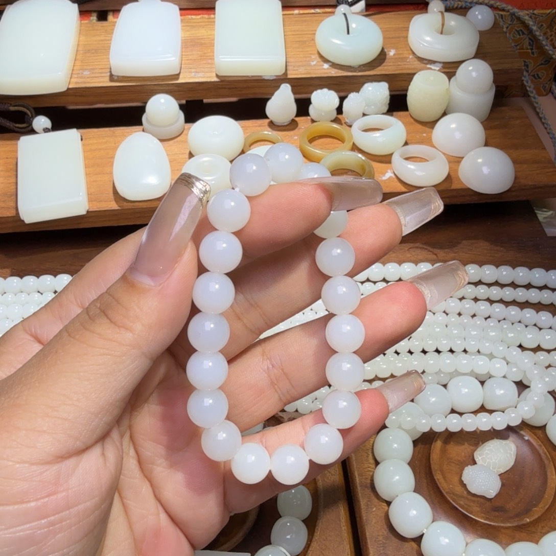 优***秀和田玉未镶嵌颈饰