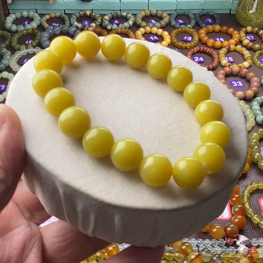 蛇纹石玉手串未镶嵌