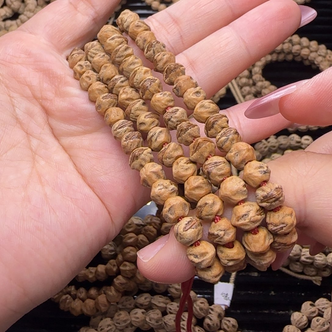 柏香籽/百香籽手串利**是