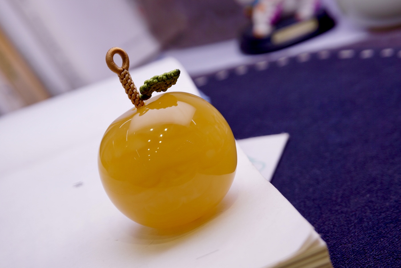 臻品精美时尚百搭苹果吊坠天然蜜蜡