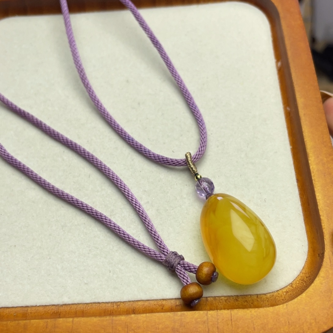 裸石琥珀未镶嵌吊坠