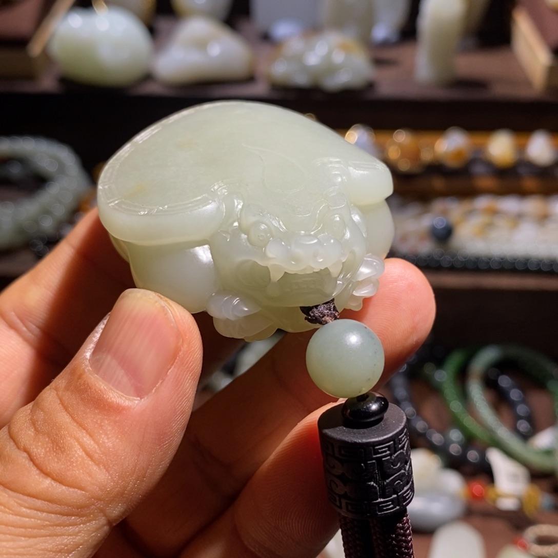 和田玉把件未镶嵌