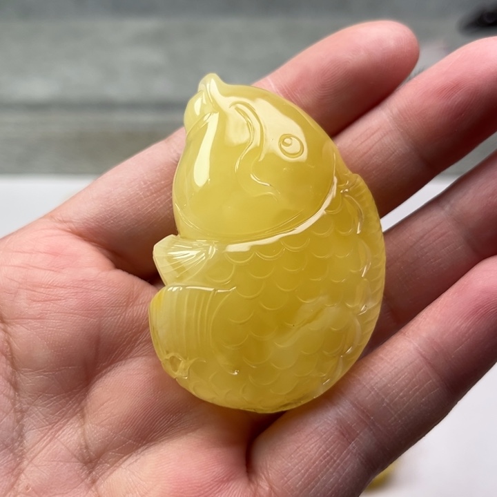 琥珀颈饰未镶嵌琥珀蜜蜡