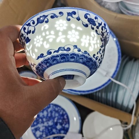 瓷玲珑青花4.5寸吃饭碗6个微瑕疵