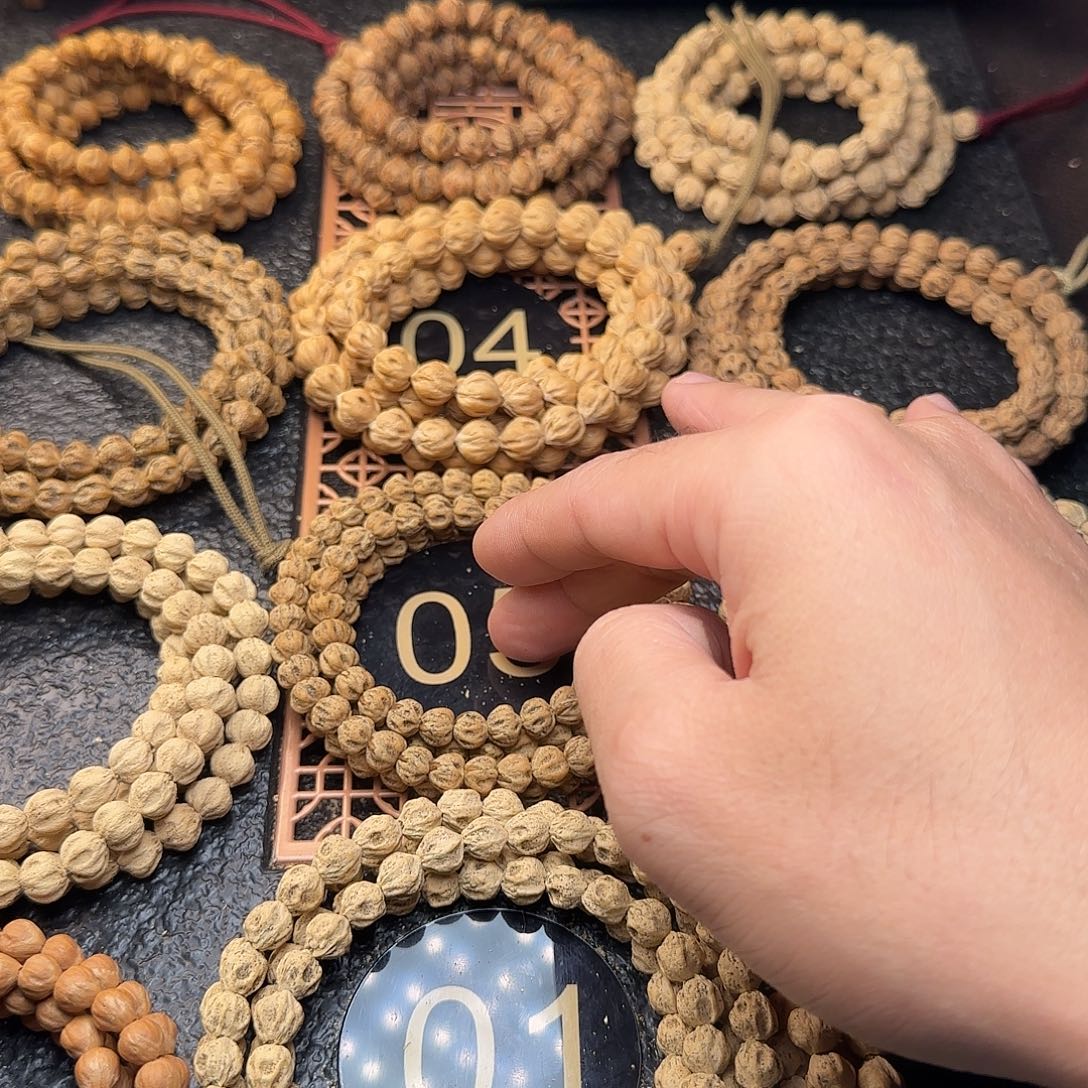 喜***@柏香籽/百香籽吊坠