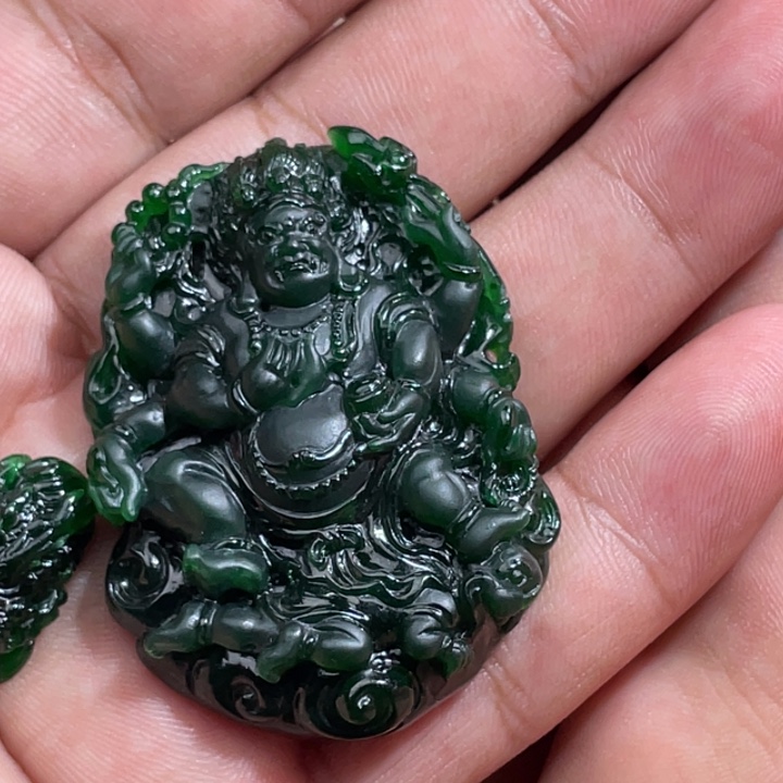 杨***立翡翠未镶嵌吊坠(不含链)无