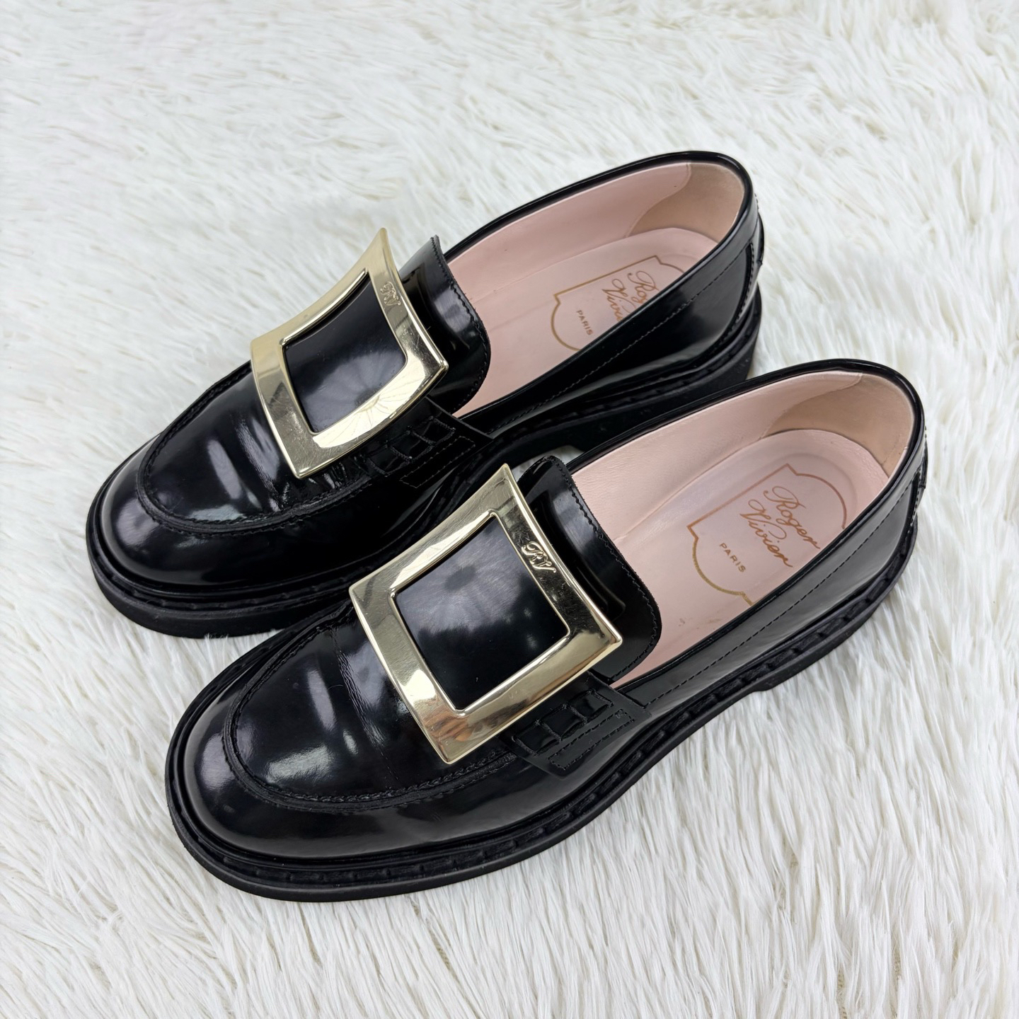 95新 Roger Vivier/罗杰·维威耶 黑色漆皮金属方扣乐福鞋37码原盒