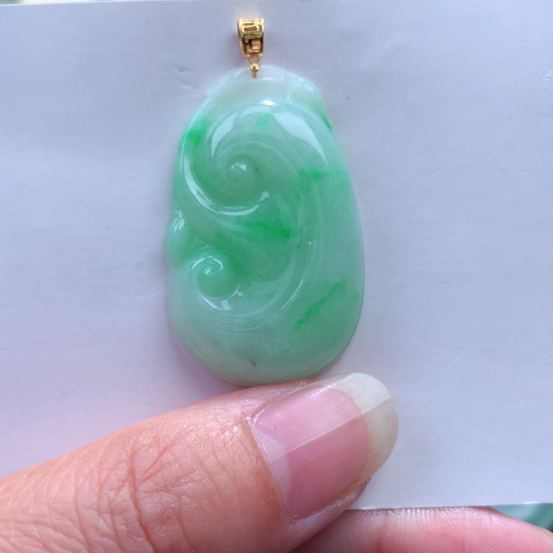 翡翠吊坠(不含链)18K金镶嵌