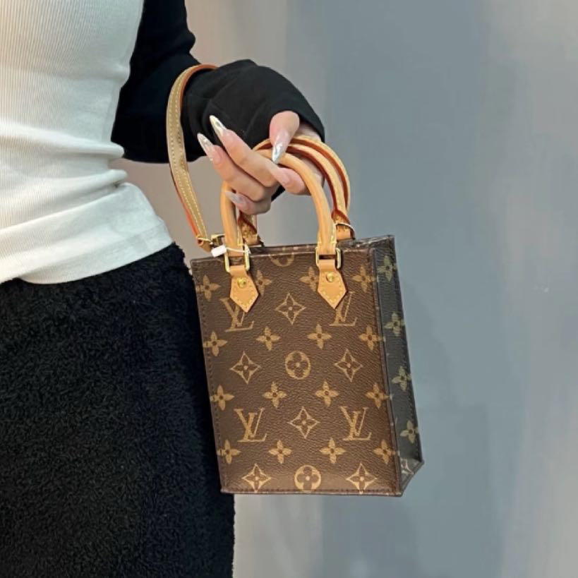 99新 LouisVuitton/路易威登 老花mini琴谱斜挎包/