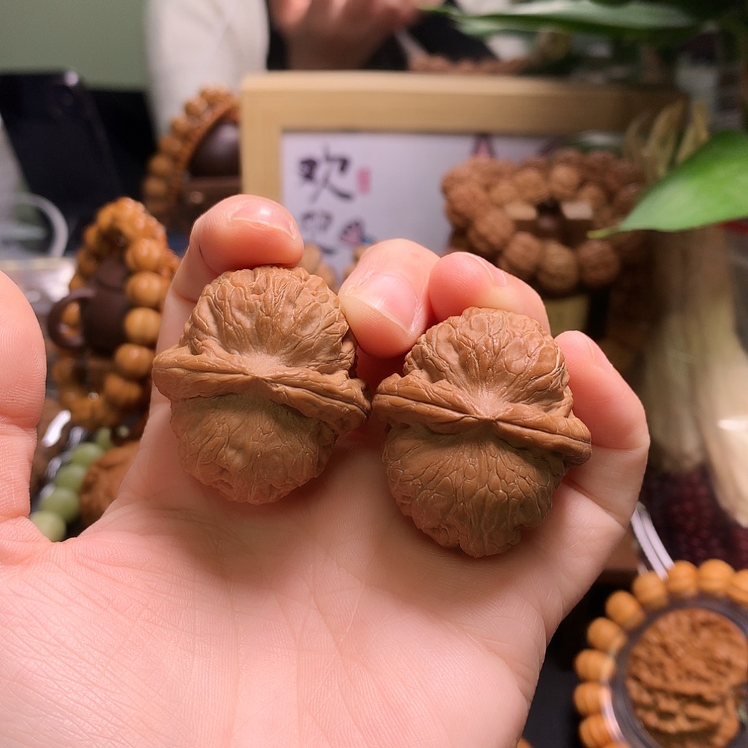 文玩核桃吊坠i**0元宝38