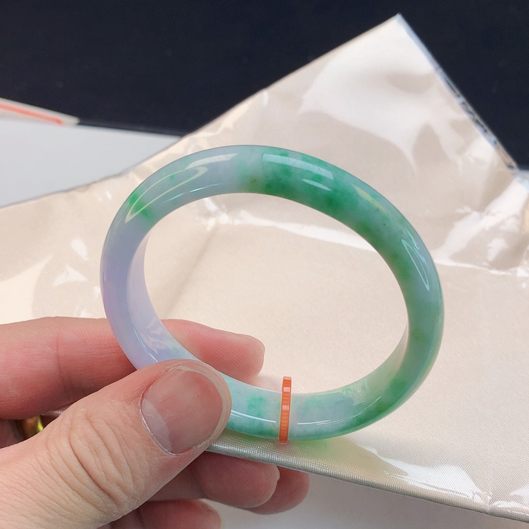 翡翠未镶嵌手镯贵妃手镯722天然翡翠A货