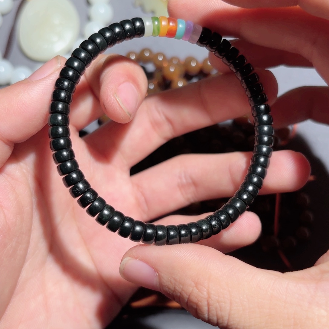 和田玉手链未镶嵌