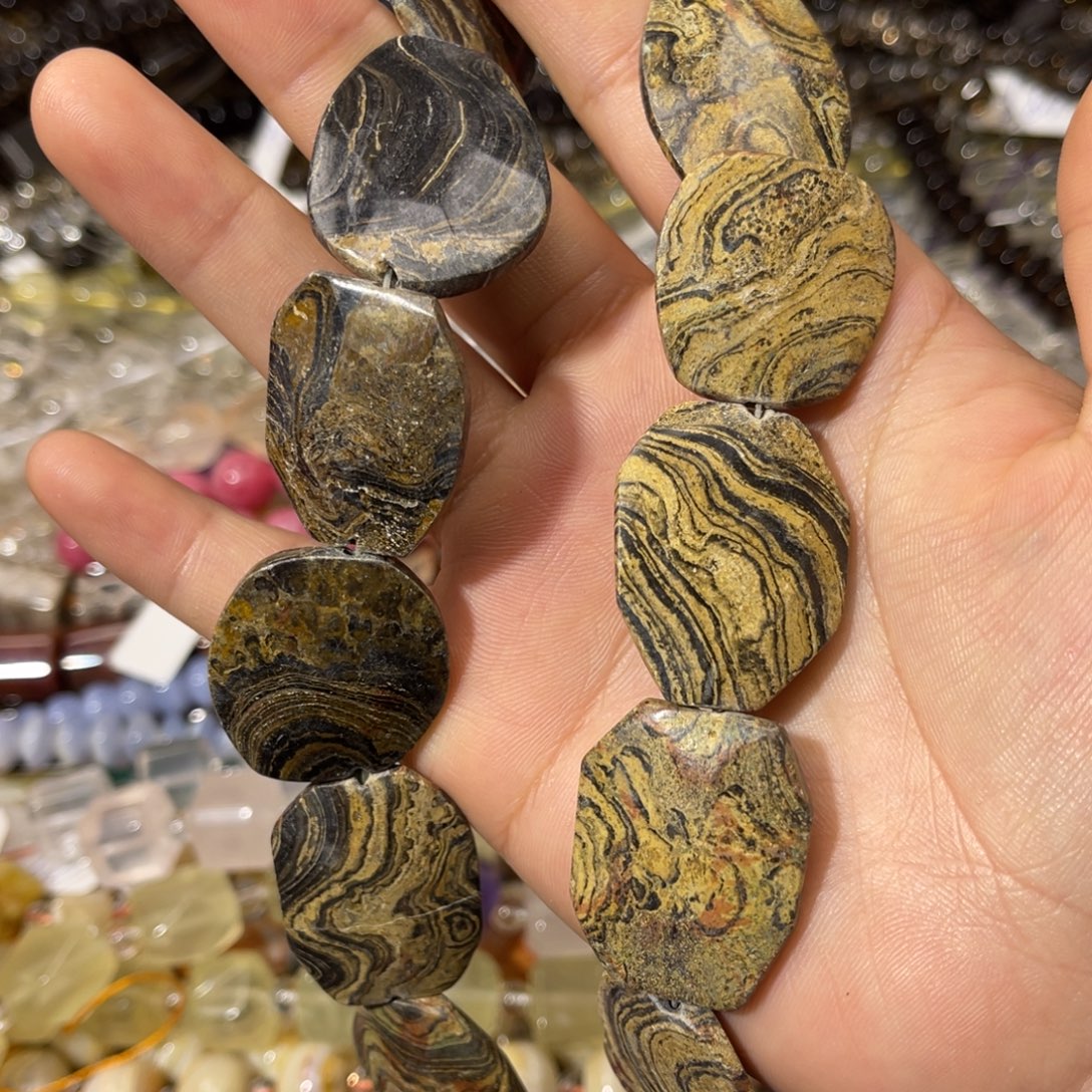 玛瑙/玉髓散珠图画石片