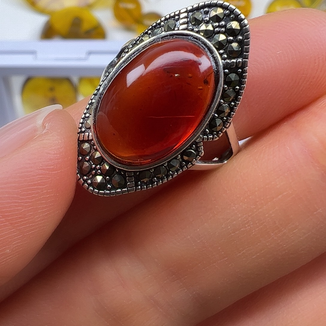 琥珀未镶嵌裸石琥珀血珀